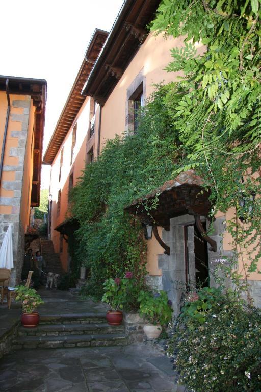 Apartamentos Villa De Potes Exterior photo